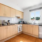 Jeybo By Escape Vila